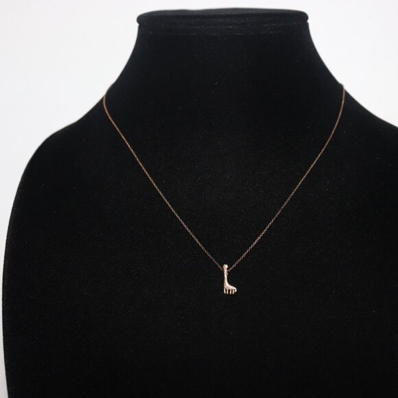 Beautiful gold sterling silver .925 Giraffe necklace 18" - Picture 7 of 7